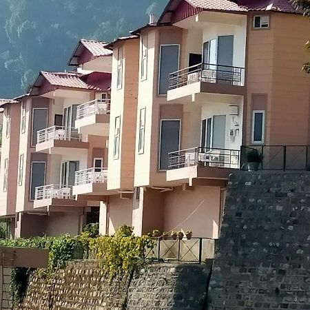Amravati Resort ソラン エクステリア 写真