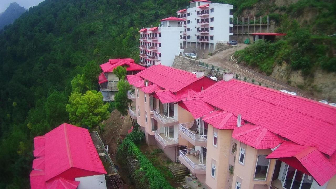 Amravati Resort ソラン エクステリア 写真