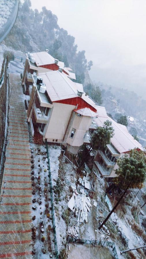 Amravati Resort ソラン エクステリア 写真